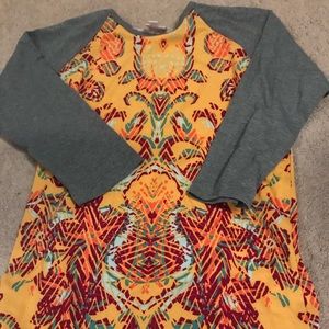 Lularoe Randy size small.
